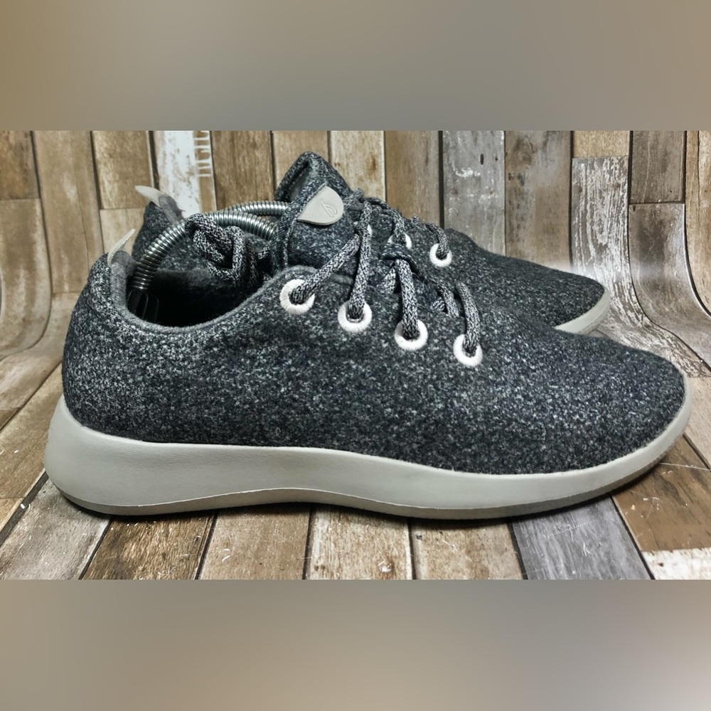AllBirds WR Women size 9 shoes Gray Black Running Walking Sneakers